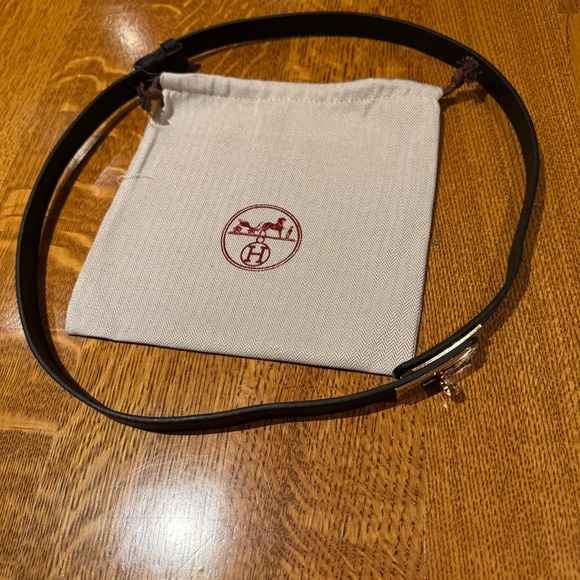 NWOT Turn lock Belt Set- Kelly style-Brown and Black adjustable XS-L - Picture 5 of 9